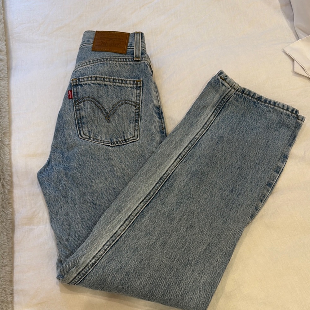 Levi's Women's Premium Dad Jeans